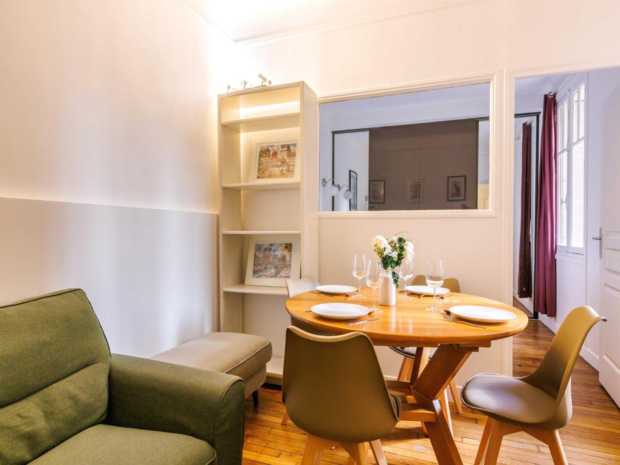 Appt - 1 Bdr 2p Convention 15e Arr Appartement *